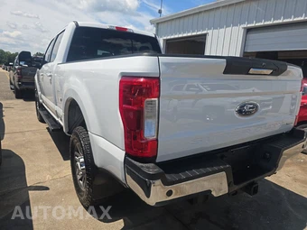 2019 Ford Super Duty F-250 Lariat Crew Cab Medium Bed - miniatura 6