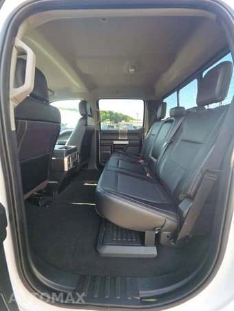 2019 Ford Super Duty F-250 Lariat Crew Cab Medium Bed - miniatura 10