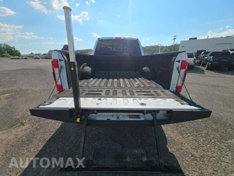 2019 Ford Super Duty F-250 Lariat Crew Cab Medium Bed - miniatura 11