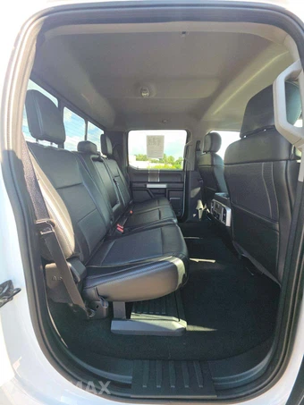 2019 Ford Super Duty F-250 Lariat Crew Cab Medium Bed - miniatura 13