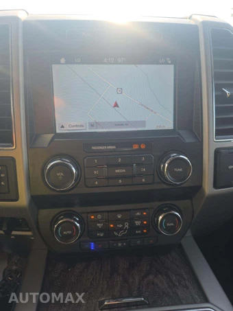 2019 Ford Super Duty F-250 Lariat Crew Cab Medium Bed - miniatura 7