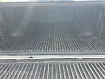 2019 Ford Super Duty F-250 Lariat Crew Cab Medium Bed - miniatura 16
