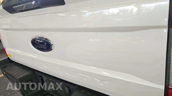 2019 Ford Super Duty F-250 Lariat Crew Cab Medium Bed - miniatura 22