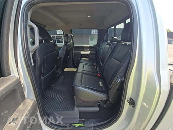 2019 Ford Super Duty F-250 Lariat Crew Cab Medium Bed - miniatura 10