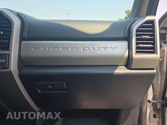 2019 Ford Super Duty F-250 Lariat Crew Cab Medium Bed - miniatura 16