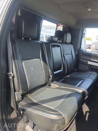 2019 Ford Super Duty F-250 Lariat Crew Cab Medium Bed - miniatura 16