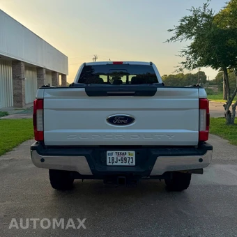 2019 Ford Super Duty F-250 Lariat Crew Cab Medium Bed - miniatura 4