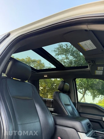 2019 Ford Super Duty F-250 Lariat Crew Cab Medium Bed - miniatura 9