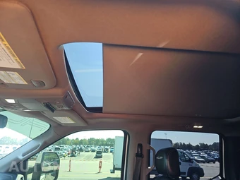 2019 Ford Super Duty F-250 Lariat Crew Cab Medium Bed - miniatura 17