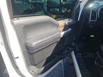 2019 Ford Super Duty F-250 Lariat Crew Cab Medium Bed - miniatura 9