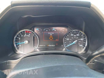 2019 Ford Super Duty F-250 Lariat Crew Cab Medium Bed - miniatura 9