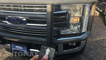 2019 Ford Super Duty F-250 Lariat Crew Cab Medium Bed - miniatura 25