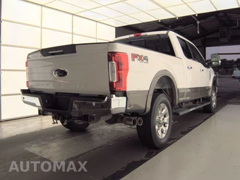 2019 Ford Super Duty F-250 Lariat Crew Cab Medium Bed - miniatura 4