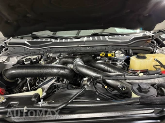 2019 Ford Super Duty F-250 Lariat Crew Cab Medium Bed - miniatura 32