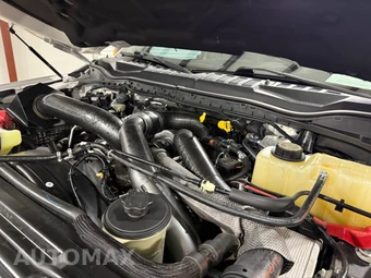 2019 Ford Super Duty F-250 Lariat Crew Cab Medium Bed - miniatura 33