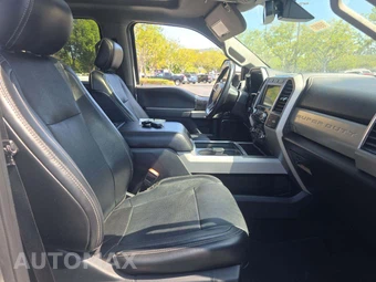 2019 Ford Super Duty F-250 Lariat Crew Cab Medium Bed - miniatura 18