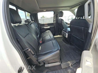 2019 Ford Super Duty F-250 Lariat Crew Cab Medium Bed - miniatura 16