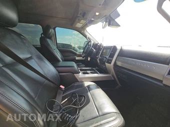 2019 Ford Super Duty F-250 Lariat Crew Cab Medium Bed - miniatura 8