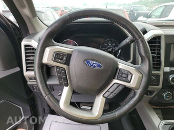 2019 Ford Super Duty F-250 Lariat Crew Cab Medium Bed - miniatura 10