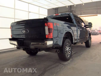 2019 Ford Super Duty F-250 Lariat Crew Cab Medium Bed - miniatura 4
