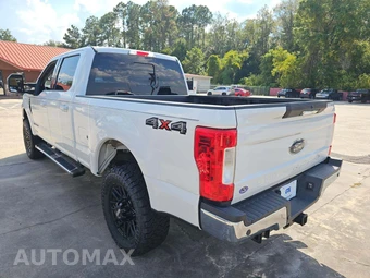 2019 Ford Super Duty F-250 Lariat Crew Cab Medium Bed - miniatura 2