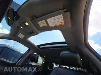 2019 Ford Super Duty F-250 Lariat Crew Cab Medium Bed - miniatura 11