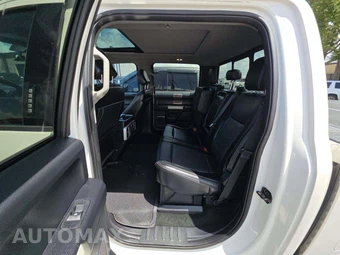 2019 Ford Super Duty F-250 Lariat Crew Cab Medium Bed - miniatura 13