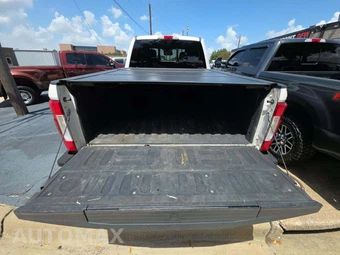2019 Ford Super Duty F-250 Lariat Crew Cab Medium Bed - miniatura 14