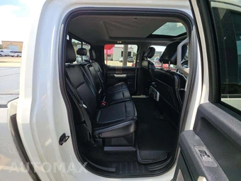 2019 Ford Super Duty F-250 Lariat Crew Cab Medium Bed - miniatura 16