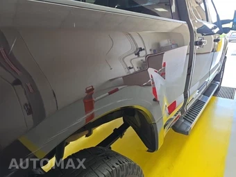 2019 Ford Super Duty F-250 Lariat Crew Cab Medium Bed - miniatura 17