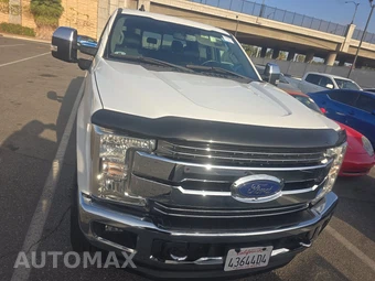 2019 Ford Super Duty F-250 Lariat Crew Cab Medium Bed - miniatura 2