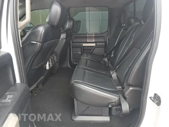 2019 Ford Super Duty F-250 Lariat Crew Cab Medium Bed - miniatura 13