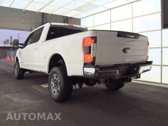 2019 Ford Super Duty F-250 Lariat Crew Cab Medium Bed - miniatura 6