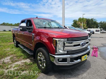 2019 Ford Super Duty F-250 Lariat Crew Cab Medium Bed - miniatura 4