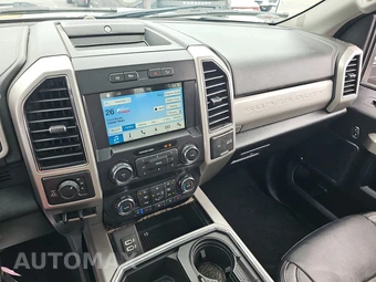 2019 Ford Super Duty F-250 Lariat Crew Cab Medium Bed - miniatura 11
