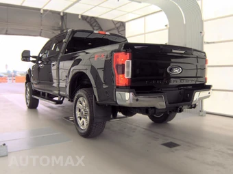 2019 Ford Super Duty F-250 Lariat Crew Cab Medium Bed - miniatura 6