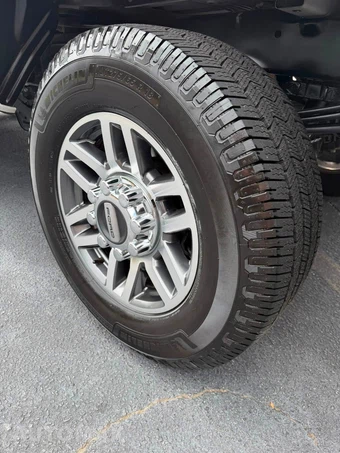 2019 Ford Super Duty F-250 Lariat Crew Cab Medium Bed - miniatura 10