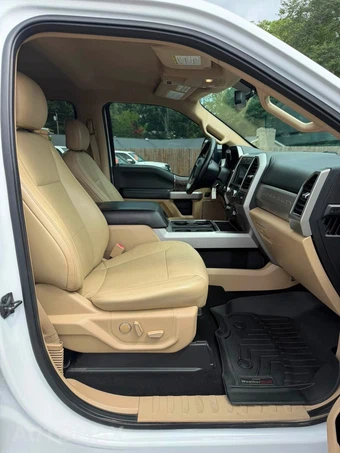 2019 Ford Super Duty F-250 Lariat Crew Cab Medium Bed - miniatura 19