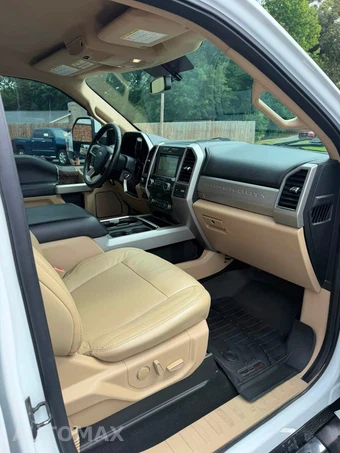 2019 Ford Super Duty F-250 Lariat Crew Cab Medium Bed - miniatura 20