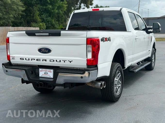 2019 Ford Super Duty F-250 Lariat Crew Cab Medium Bed - miniatura 4