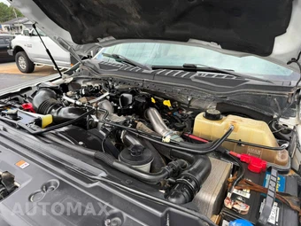 2019 Ford Super Duty F-250 Lariat Crew Cab Medium Bed - miniatura 8