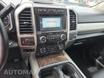 2019 Ford Super Duty F-250 Lariat Crew Cab Medium Bed - miniatura 11