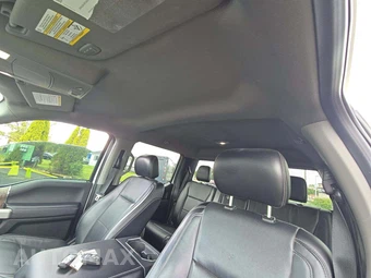 2019 Ford Super Duty F-250 Lariat Crew Cab Medium Bed - miniatura 8