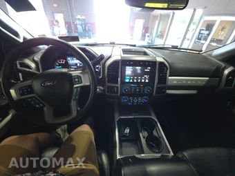 2019 Ford Super Duty F-250 Lariat Crew Cab Medium Bed - miniatura 11