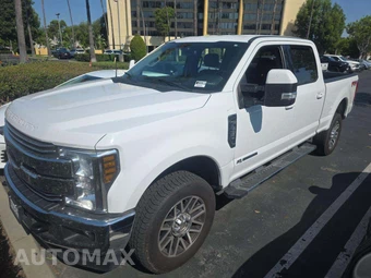 2019 Ford Super Duty F-250 Lariat Crew Cab Medium Bed