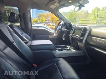 2019 Ford Super Duty F-250 Lariat Crew Cab Medium Bed - miniatura 17