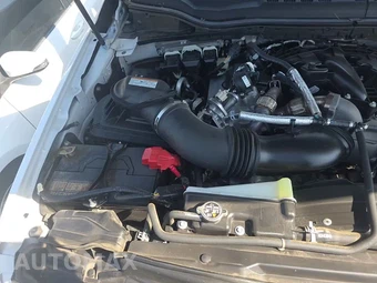 2019 Ford Super Duty F-250 Lariat Crew Cab Medium Bed - miniatura 21
