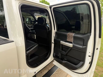 2019 Ford Super Duty F-250 Lariat Crew Cab Medium Bed - miniatura 11
