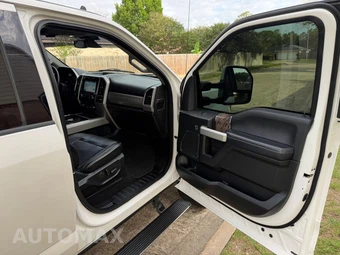 2019 Ford Super Duty F-250 Lariat Crew Cab Medium Bed - miniatura 22