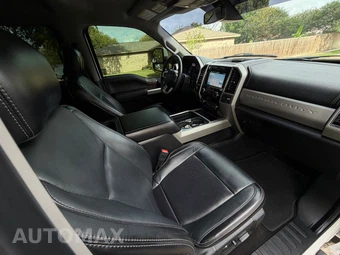 2019 Ford Super Duty F-250 Lariat Crew Cab Medium Bed - miniatura 24
